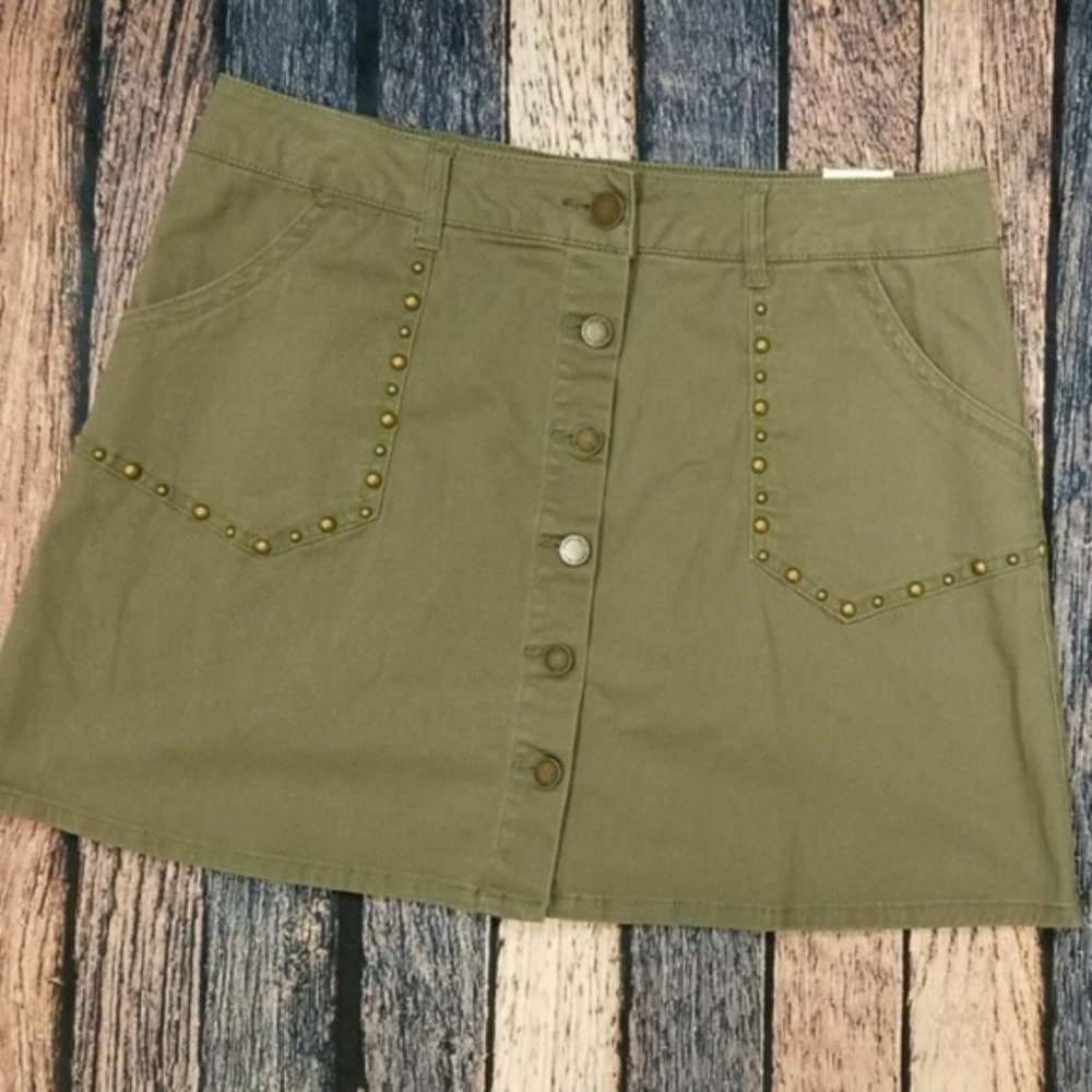 Jolt Button Front Olive Green Skirt